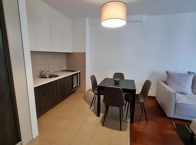 Ibarstar Apartment
